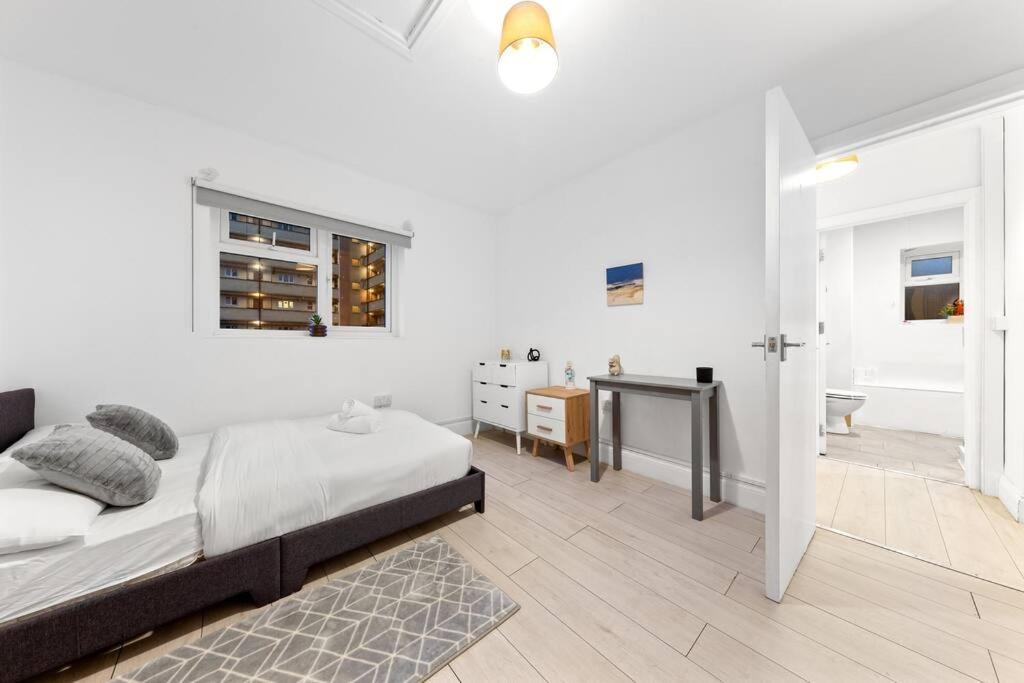 Holiday Home Near Kings Cross Sleep 12 Sp7 Лондон Екстериор снимка